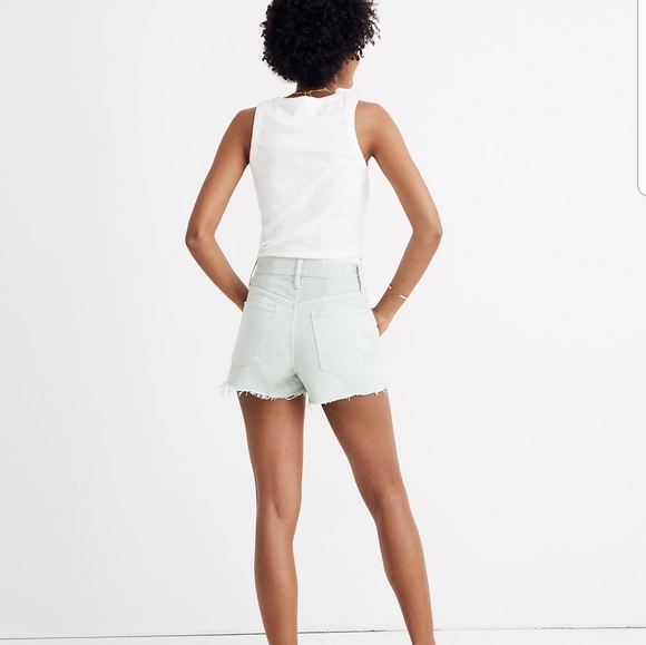 Madewell Denim High-Rise Momjean Short - Picture 2 of 6